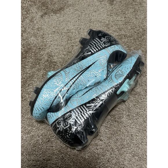 New Men's Soccer Cleats Training Football Soccer Shoes Size 39/ US 8.5W/6.5M - Picture 2 of 2